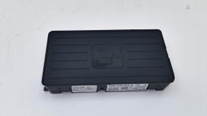 Gebruikte Antenne Audi Q7 (4MB/4MG) 3.0 TDI V6 24V e-tron plug-in hybrid Prijs € 65,00 Margeregeling aangeboden door Automaterialen Ronald Morien B.V.