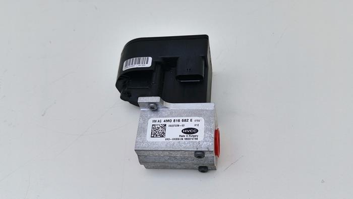 Gebruikte Airco deel (div) Audi Q7 (4MB/4MG) 3.0 TDI V6 24V e-tron plug-in hybrid Prijs € 45,00 Margeregeling aangeboden door Automaterialen Ronald Morien B.V.