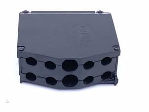 Gebruikte Zekeringkast Audi e-tron GT (F83) Competition 93 kWh Prijs € 45,00 Margeregeling aangeboden door Automaterialen Ronald Morien B.V.