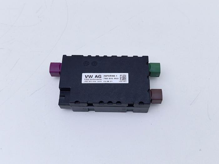 Gebruikte USB module Volkswagen Touareg 3.0 TDI 231 V6 24V Prijs € 48,99 Inclusief btw aangeboden door Automaterialen Ronald Morien B.V.