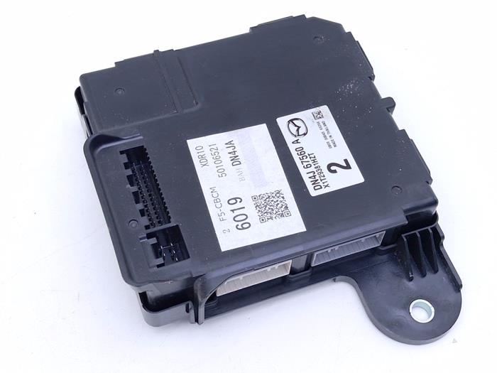Gebruikte Computer Body Control Mazda MX-30 e-SkyActiv 145 Prijs € 89,00 Margeregeling aangeboden door Automaterialen Ronald Morien B.V.