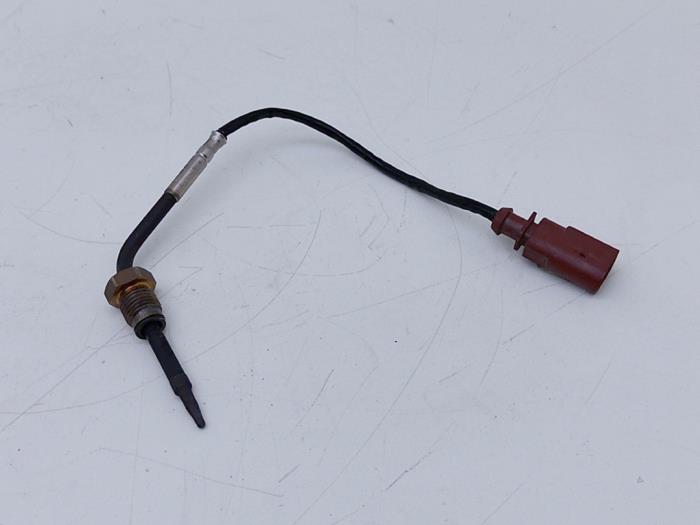 Gebruikte Uitlaat temperatuursensor Volkswagen Touareg 3.0 TDI 231 V6 24V Prijs € 79,00 Inclusief btw aangeboden door Automaterialen Ronald Morien B.V.