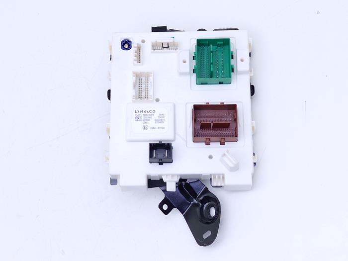 Gebruikte Module Bodycontrol Lynk &amp; Co 01 1.5 PHEV Prijs € 95,00 Margeregeling aangeboden door Automaterialen Ronald Morien B.V.