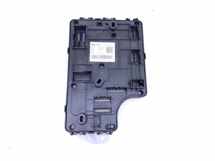 Gebruikte Module Bodycontrol XPENG G6 AWD Performance Prijs € 245,00 Margeregeling aangeboden door Automaterialen Ronald Morien B.V.