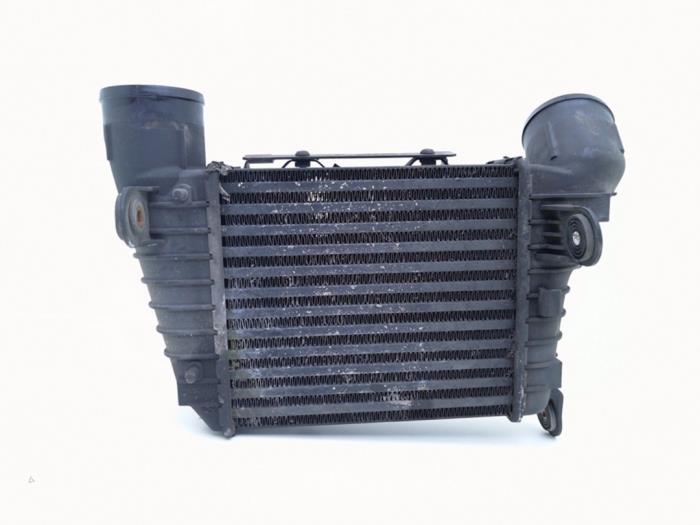 Gebruikte Intercooler Bentley Continental GT 6.0 W12 48V Prijs € 235,00 Margeregeling aangeboden door Automaterialen Ronald Morien B.V.