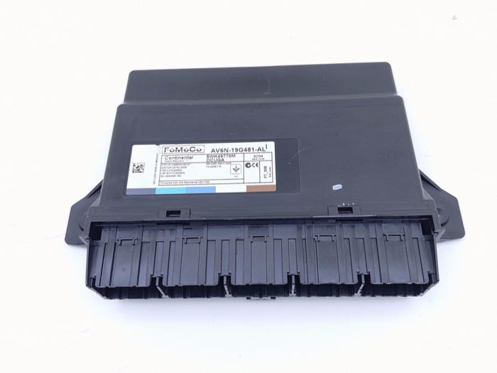 Gebruikte Module Bodycontrol Ford C-Max (DXA) 1.0 Ti-VCT EcoBoost 12V 125 Prijs € 29,00 Margeregeling aangeboden door Automaterialen Ronald Morien B.V.