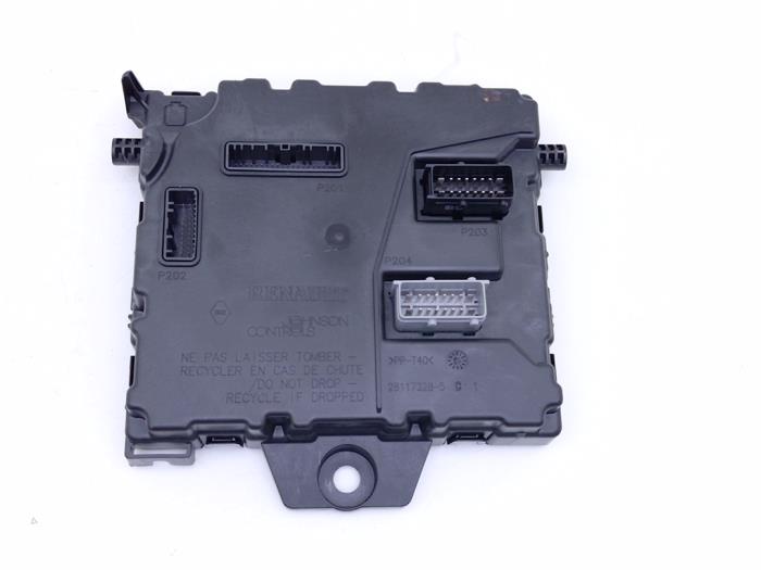 Gebruikte Computer Body Control Renault Master III (EV/HV/UV/VA/VB/VD/VF/VG/VJ) 2.3 dCi 165 16V RWD Prijs € 114,95 Inclusief btw aangeboden door Automaterialen Ronald Morien B.V.