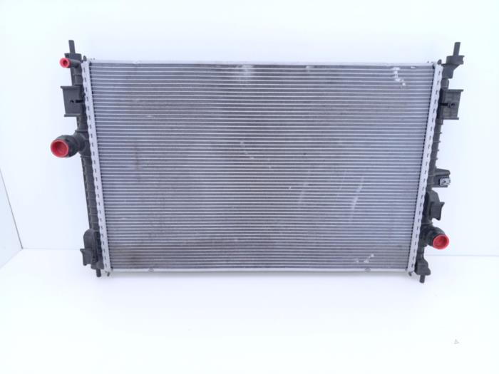 Gebruikte Radiateur Peugeot 508 SW (F4/FC/FJ/FR) 1.5 BlueHDi 130 Prijs € 95,00 Margeregeling aangeboden door Automaterialen Ronald Morien B.V.