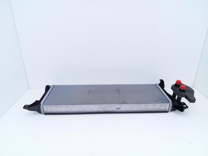 Gebruikte Intercooler Volkswagen Transporter T6 2.0 TDI Prijs € 235,95 Inclusief btw aangeboden door Automaterialen Ronald Morien B.V.