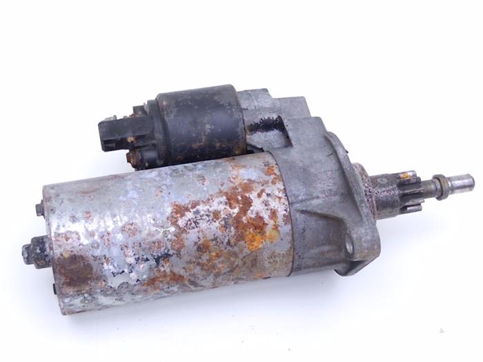 Gebruikte Startmotor Volkswagen Golf III (1H1) 2.9 VR6 Syncro Prijs € 65,00 Margeregeling aangeboden door Automaterialen Ronald Morien B.V.