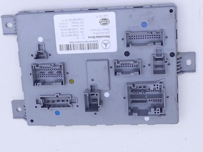 Gebruikte Computer Body Control Mercedes C-Klasse AMG (W205) C-63 S,Edition 1 AMG 4.0 V8 Biturbo Prijs € 75,00 Margeregeling aangeboden door Automaterialen Ronald Morien B.V.