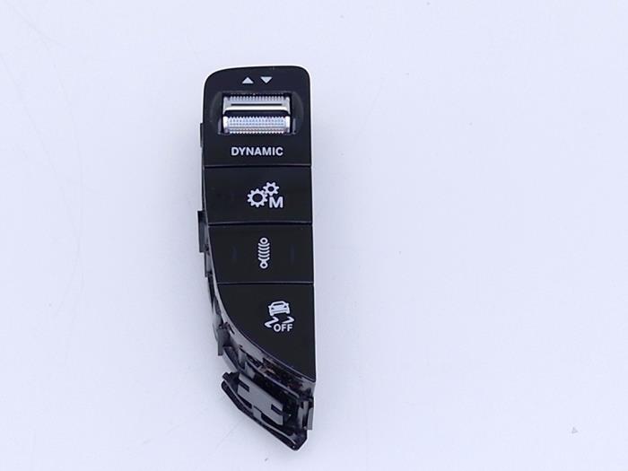 Gebruikte ESP Schakelaar Mercedes G (463) 4.0 G 63 V8 32V 4x4² Prijs € 59,29 Inclusief btw aangeboden door Automaterialen Ronald Morien B.V.