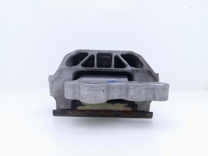 Gebruikte Motorrubber Ford Transit 2.0 TDCi 16V Eco Blue 130 Prijs € 35,01 Inclusief btw aangeboden door Automaterialen Ronald Morien B.V.