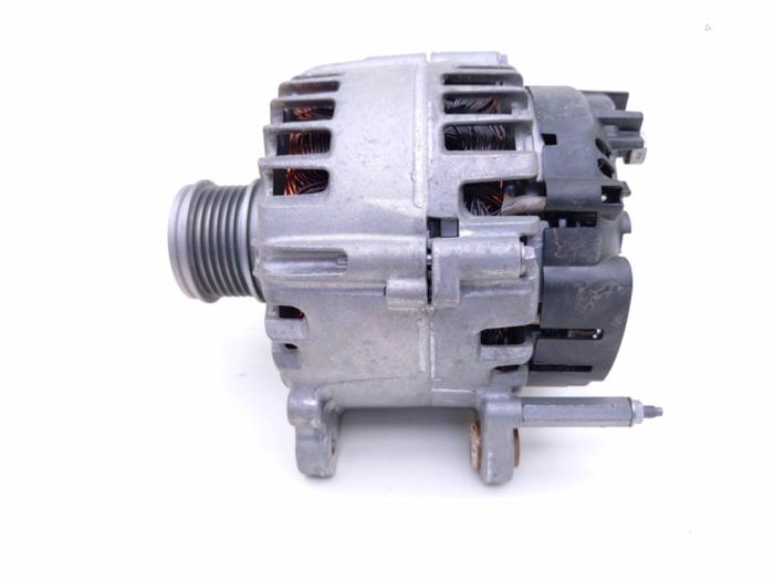 Gebruikte Alternator Audi Q3 (F3B) 2.0 35 TDI 16V Quattro Prijs € 124,99 Inclusief btw aangeboden door Automaterialen Ronald Morien B.V.