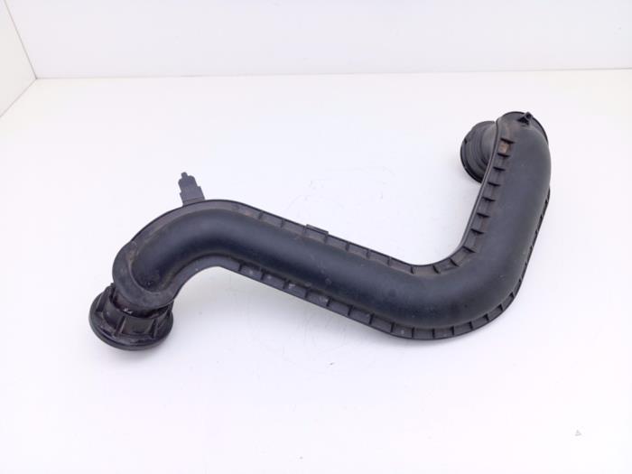 Gebruikte Intercooler Buis Cupra Formentor 1.5 e-Hybrid VZ 16V Prijs € 39,00 Inclusief btw aangeboden door Automaterialen Ronald Morien B.V.