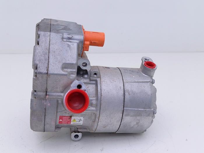 Gebruikte Aircopomp Seat Leon Sportstourer (KLF) 1.5 FR e-HYBRID 16V Prijs € 495,00 Inclusief btw aangeboden door Automaterialen Ronald Morien B.V.