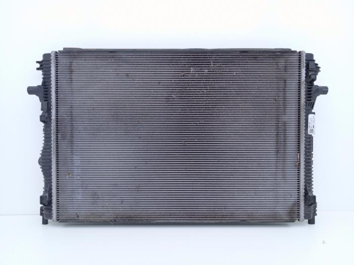 Gebruikte Radiateur Audi RS 3 Sportback (8YA) 2.5 TFSI 20V Quattro Prijs € 225,00 Margeregeling aangeboden door Automaterialen Ronald Morien B.V.