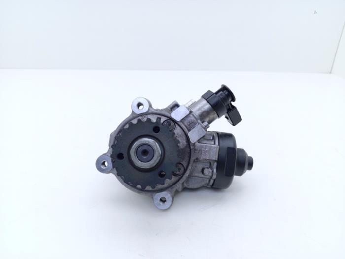 Gebruikte Dieselpomp Volkswagen Golf VII (AUA) 2.0 GTD 16V Prijs € 95,00 Margeregeling aangeboden door Automaterialen Ronald Morien B.V.