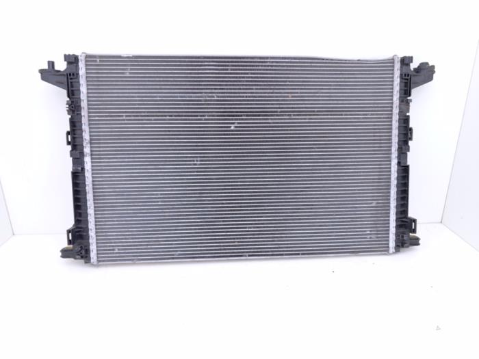 Gebruikte Radiateur Audi A4 Allroad Quattro (B9) 2.0 45 TFSI 16V Prijs € 125,00 Margeregeling aangeboden door Automaterialen Ronald Morien B.V.