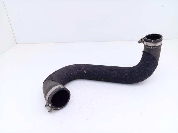 Gebruikte Intercooler Slang Audi A4 Allroad Quattro (B9) 2.0 45 TFSI 16V Prijs € 35,00 Margeregeling aangeboden door Automaterialen Ronald Morien B.V.