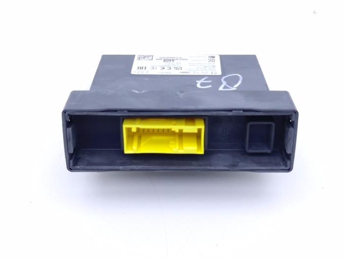 Gebruikte Computer Verlichting Peugeot 408 1.2 12V Hybrid 136 Prijs € 65,00 Inclusief btw aangeboden door Automaterialen Ronald Morien B.V.