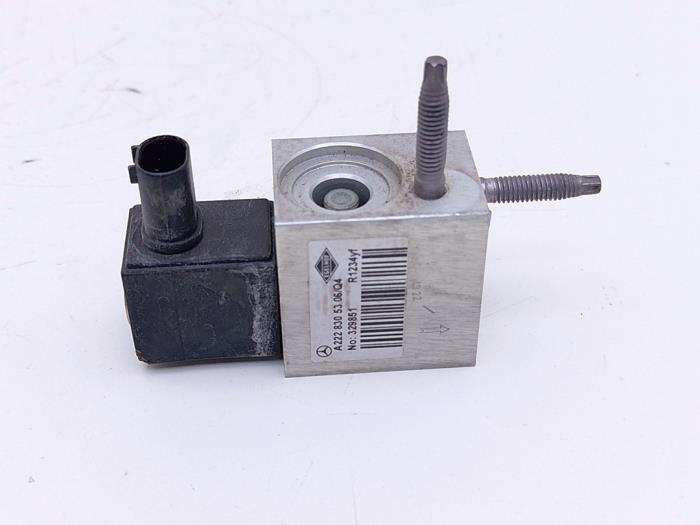 Gebruikte Airco deel (div) Mercedes S Lang (V223) 3.0 S-580e 24V 4-Matic Prijs € 125,00 Margeregeling aangeboden door Automaterialen Ronald Morien B.V.