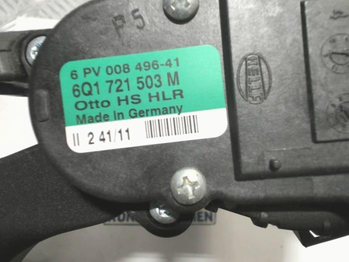 Sensor Gaspedaalpositie van een Volkswagen Polo V (6R) 1.6 TDI 16V 90 2010