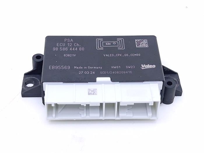 Gebruikte Module PDC Citroen Berlingo 1.5 BlueHDi 130 Prijs € 39,00 Inclusief btw aangeboden door Automaterialen Ronald Morien B.V.