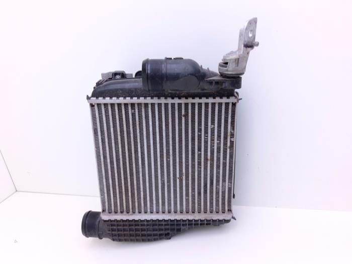 Gebruikte Intercooler Peugeot 408 1.2 12V Hybrid 136 Prijs € 45,00 Inclusief btw aangeboden door Automaterialen Ronald Morien B.V.