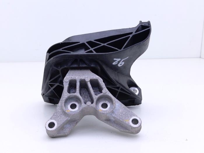 Gebruikte Motorrubber Peugeot 308 (F3/FB/FH/FM/FP) 1.2 12V PureTech 130 Prijs € 54,99 Inclusief btw aangeboden door Automaterialen Ronald Morien B.V.