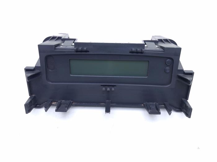 Gebruikte Display Interieur Renault Megane II CC (EM) 1.5 dCi FAP Prijs € 25,00 Margeregeling aangeboden door Automaterialen Ronald Morien B.V.
