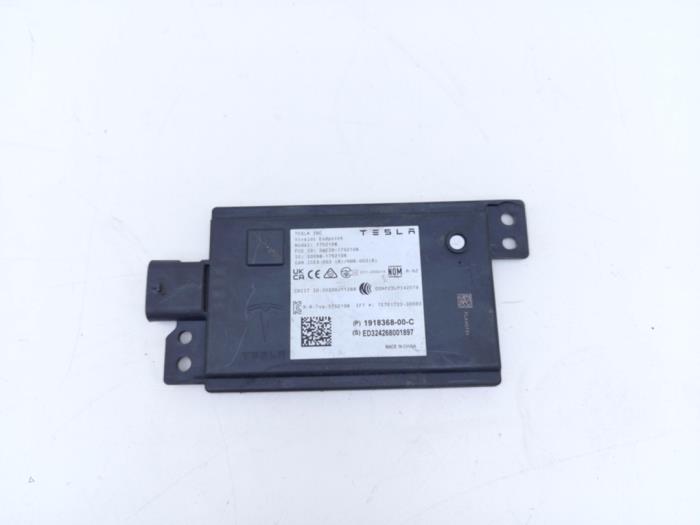 Gebruikte Bluetooth module Tesla Model 3 Performance AWD 78 kWh Prijs € 45,00 Inclusief btw aangeboden door Automaterialen Ronald Morien B.V.
