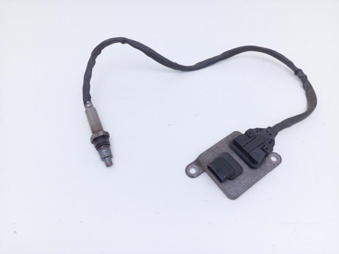 Gebruikte Nox sensor Mercedes V (447.8) 2.1 250 BlueTEC, 250 d 16V Prijs € 195,00 Margeregeling aangeboden door Automaterialen Ronald Morien B.V.