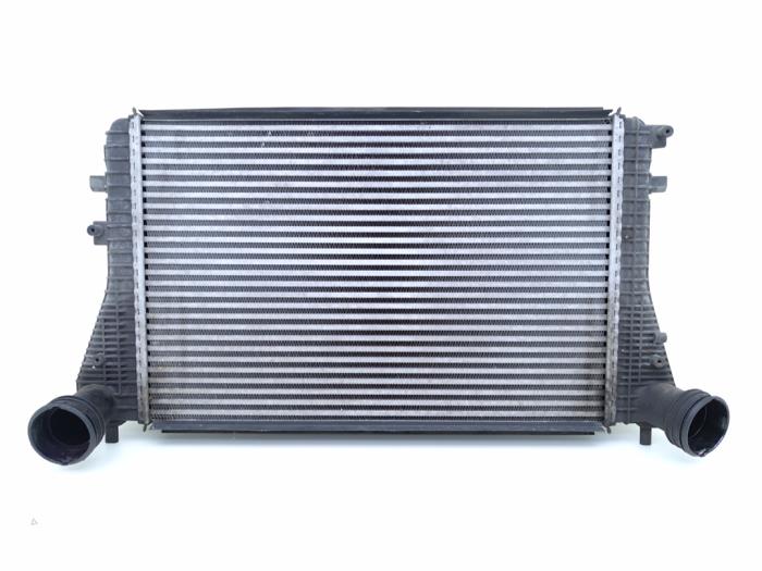 Gebruikte Intercooler Volkswagen Scirocco (137/13AD) 2.0 TSI 16V Prijs € 49,00 Margeregeling aangeboden door Automaterialen Ronald Morien B.V.