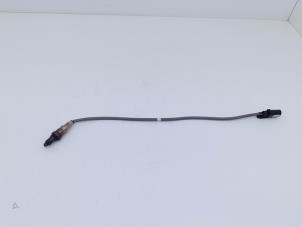Lambda Sonde van een Skoda Octavia Combi (NXAC) iV 1.4 TSI 16V 2021
