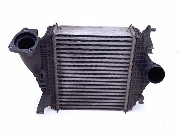 Gebruikte Intercooler Lamborghini Urus 4.0 V8 Prijs € 296,45 Inclusief btw aangeboden door Automaterialen Ronald Morien B.V.