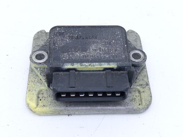 Gebruikte Ontstekingsmodule Volkswagen Corrado 1.8 16V Prijs € 25,00 Margeregeling aangeboden door Automaterialen Ronald Morien B.V.