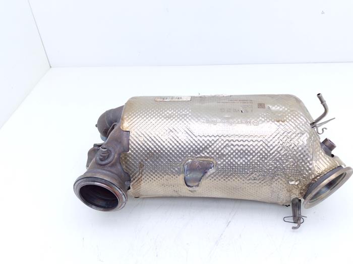 Gereviseerde Roetfilter Mercedes Sprinter 3,5t (910.0/910.1/907.1/907.2) 215 CDI 2.0 D Prijs € 961,95 Inclusief btw aangeboden door Automaterialen Ronald Morien B.V.
