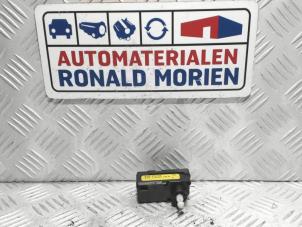 Gebruikte Motor Koplamp Volkswagen Transporter Prijs € 15,00 Margeregeling aangeboden door Automaterialen Ronald Morien B.V.