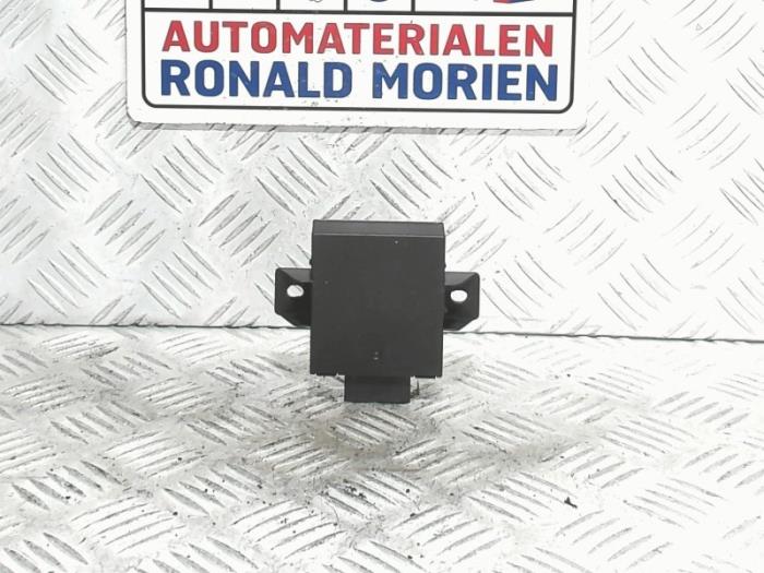 Gebruikte Computer Diversen Volkswagen Touareg (7LA/7L6) 5.0 TDI V10 Prijs € 19,00 Margeregeling aangeboden door Automaterialen Ronald Morien B.V.
