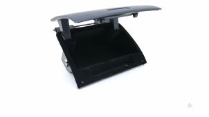 Gebruikte Dashboardkastje Volkswagen Touareg (7PA/PH) 3.0 TDI V6 24V BlueMotion Technology DPF Prijs € 42,35 Inclusief btw aangeboden door Automaterialen Ronald Morien B.V.