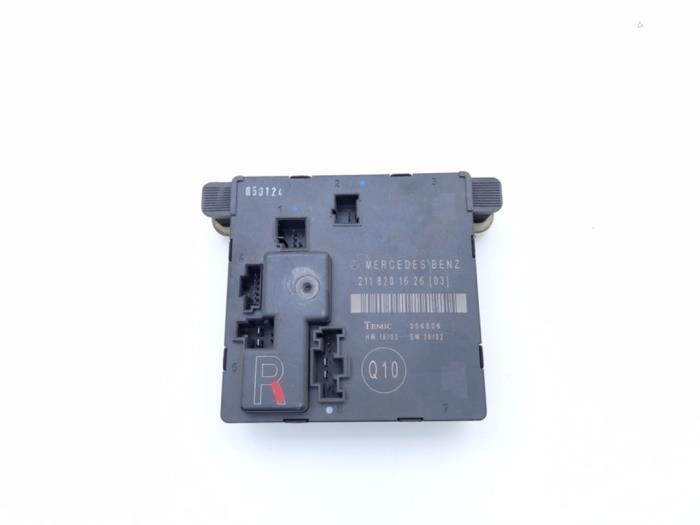 Gebruikte Computer Diversen Mercedes E Combi (S211) 3.2 E-320 CDI 24V Prijs € 25,00 Margeregeling aangeboden door Automaterialen Ronald Morien B.V.