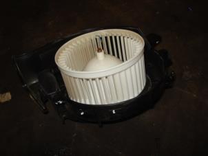 Gebruikte Kachel Ventilatiemotor Skoda Citigo 1.0 12V Prijs € 75,00 Margeregeling aangeboden door Automaterialen Ronald Morien B.V.