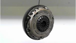 Nieuwe Koppelingsset (compleet) Volkswagen Tiguan (5N1/2) 2.0 TSI 16V 4Motion Prijs € 272,25 Inclusief btw aangeboden door Automaterialen Ronald Morien B.V.