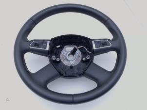 Gebruikte Stuurwiel Audi A3 (8P1) 2.0 TDI 16V Prijs € 75,00 Margeregeling aangeboden door Automaterialen Ronald Morien B.V.