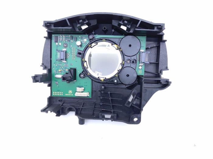 Gebruikte Computer Diversen Ford Kuga II (DM2) 1.6 EcoBoost 16V Prijs € 35,00 Margeregeling aangeboden door Automaterialen Ronald Morien B.V.