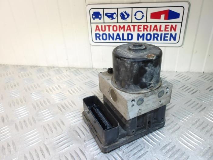 Gebruikte ABS Pomp Seat Leon (1M1) 1.8 20V Prijs € 20,00 Margeregeling aangeboden door Automaterialen Ronald Morien B.V.
