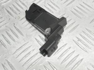 Gebruikte Luchtmassameter Peugeot 207 SW (WE/WU) 1.6 HDi Prijs € 19,00 Margeregeling aangeboden door Automaterialen Ronald Morien B.V.