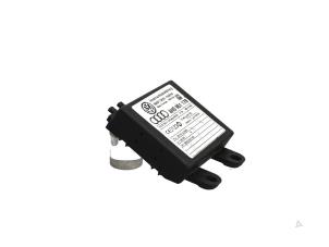 Gebruikte Computer Diversen Audi S4 (B7) S4 4.2 V8 40V Prijs € 35,00 Margeregeling aangeboden door Automaterialen Ronald Morien B.V.