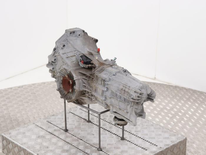 Gebruikte Versnellingsbak Audi A4 (B7) 2.0 TDI 16V Prijs € 100,00 Margeregeling aangeboden door Automaterialen Ronald Morien B.V.